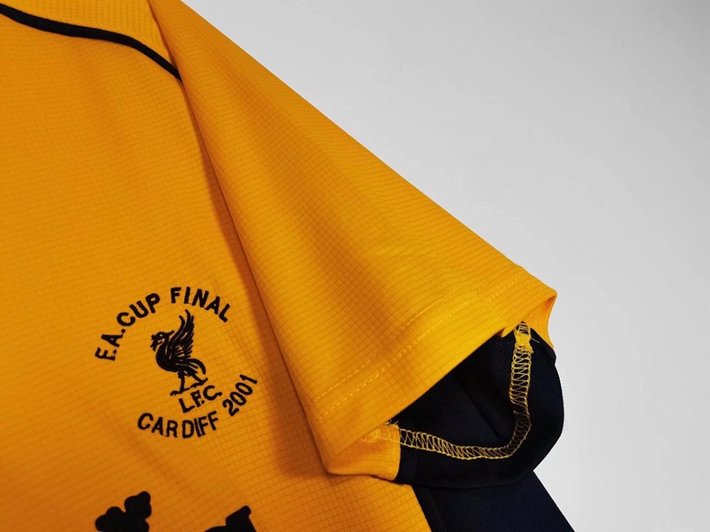 2000/01 season Liverpool away retro