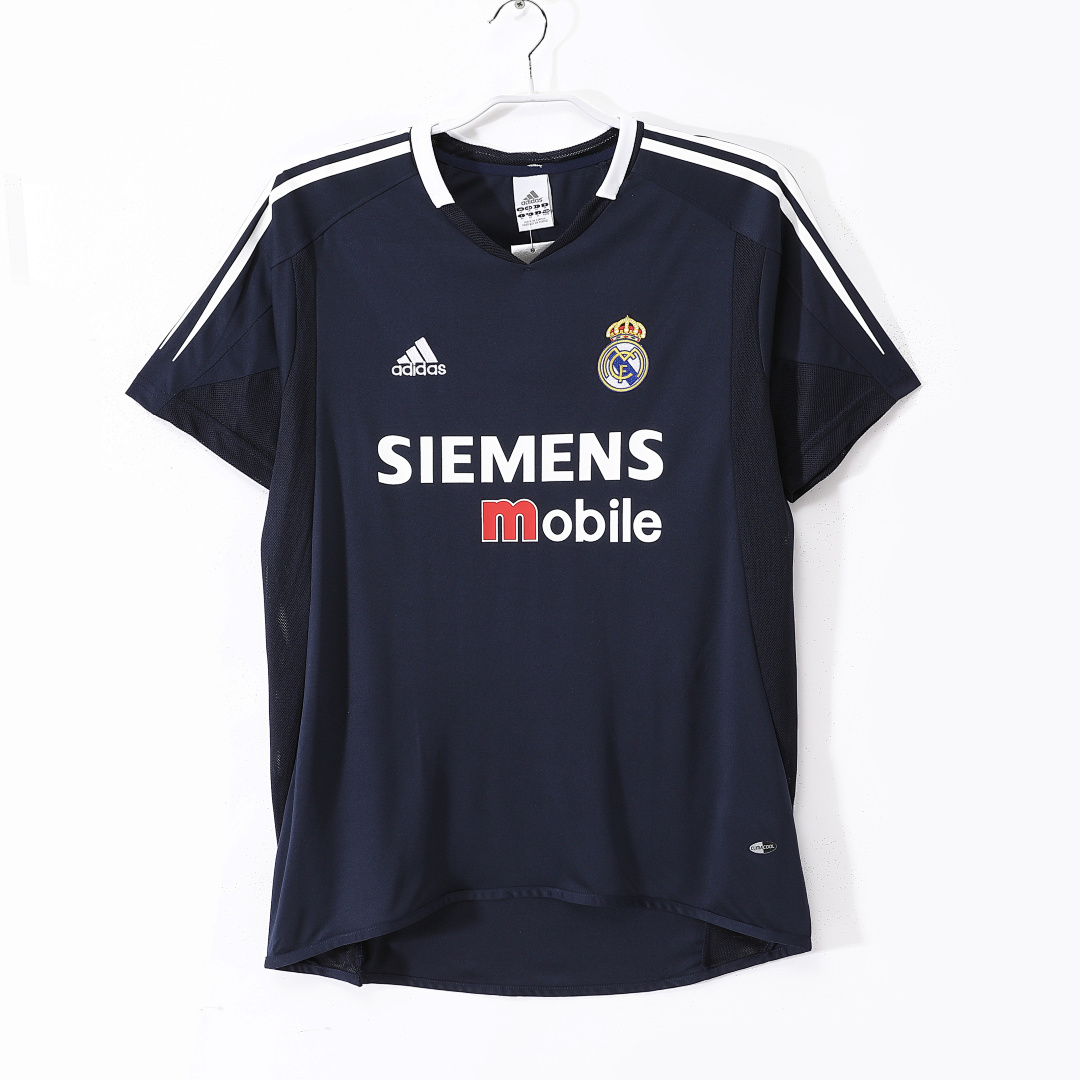 2004/05 season Real Madrid away retro
