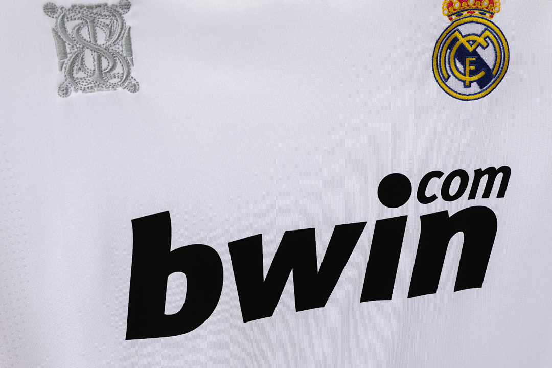 2009/10 season Real Madrid home retro