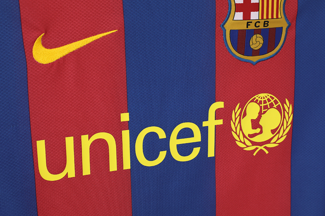 2010/11 season Barcelona home retro