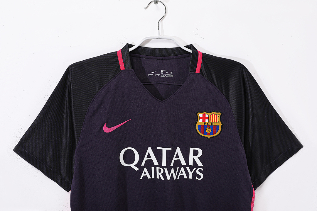 2016/17 season Barcelona away retro