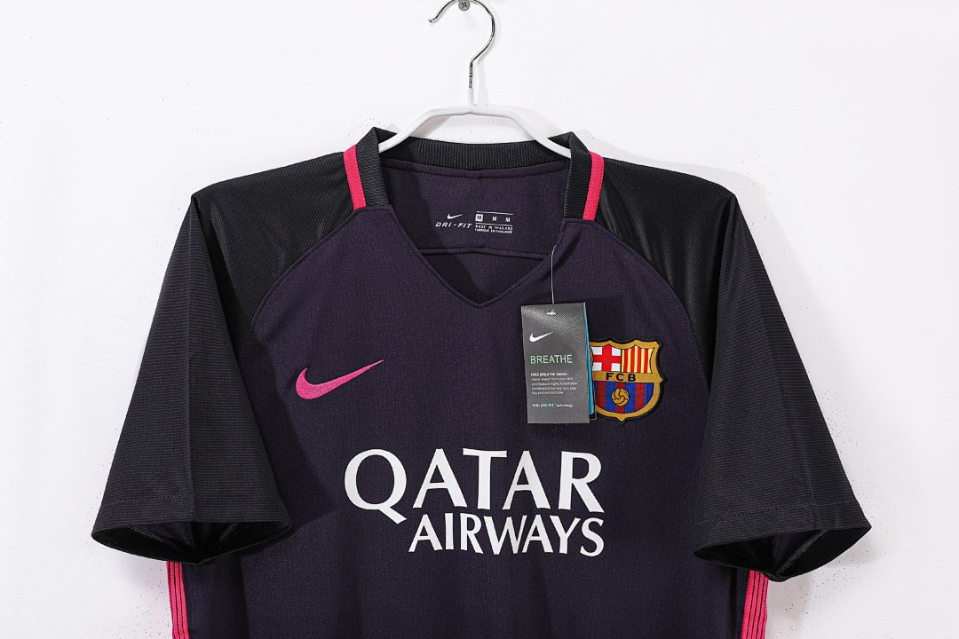 2016/17 season Barcelona away retro