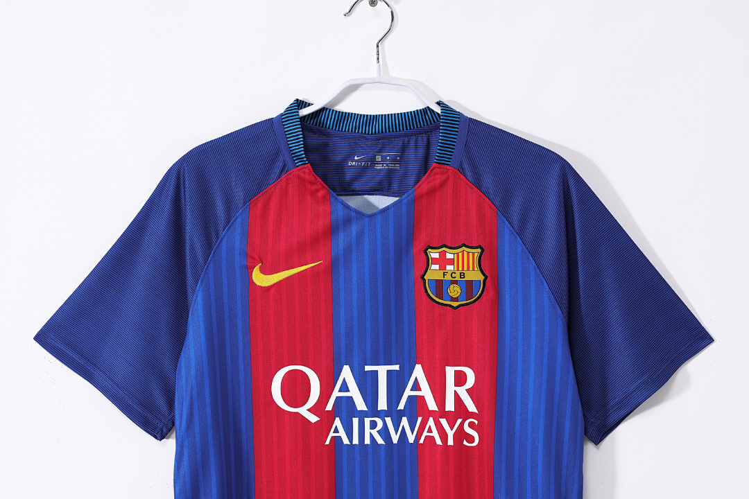 2016/17 season Barcelona home retro