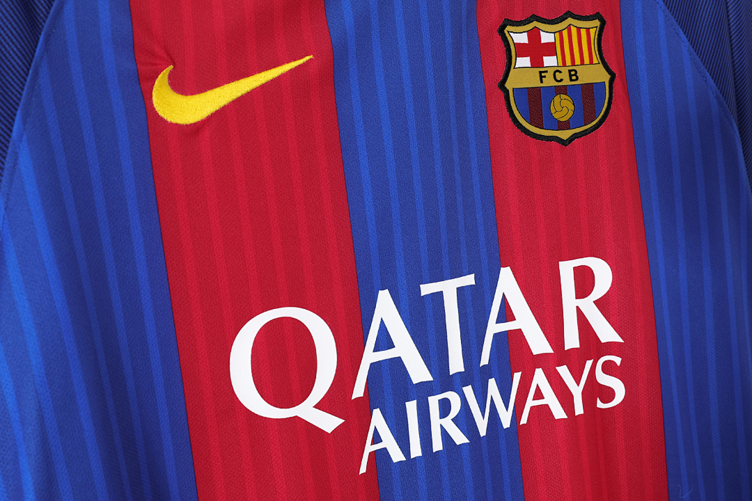 2016/17 season Barcelona home retro