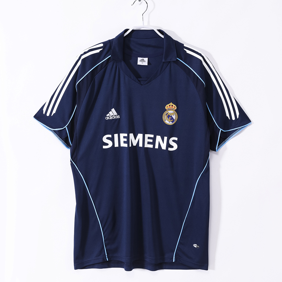 2005/06 season Real Madrid away retro