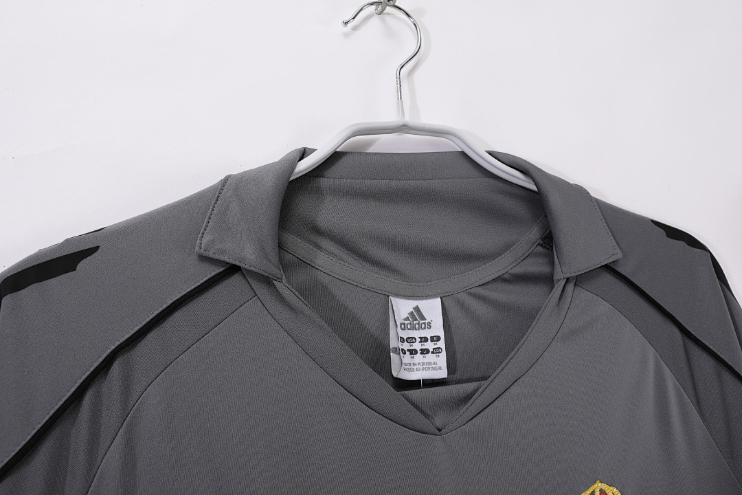 2005/06 season Real Madrid third retro