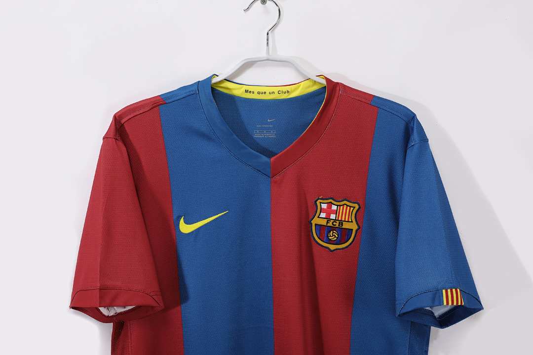 2006/07 season Barcelona home retro