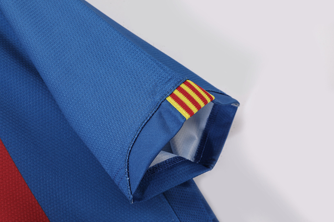 2006/07 season Barcelona home retro