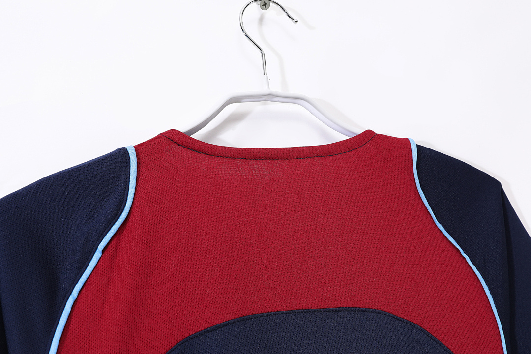 2004/05 season Atlético de Madrid away retro