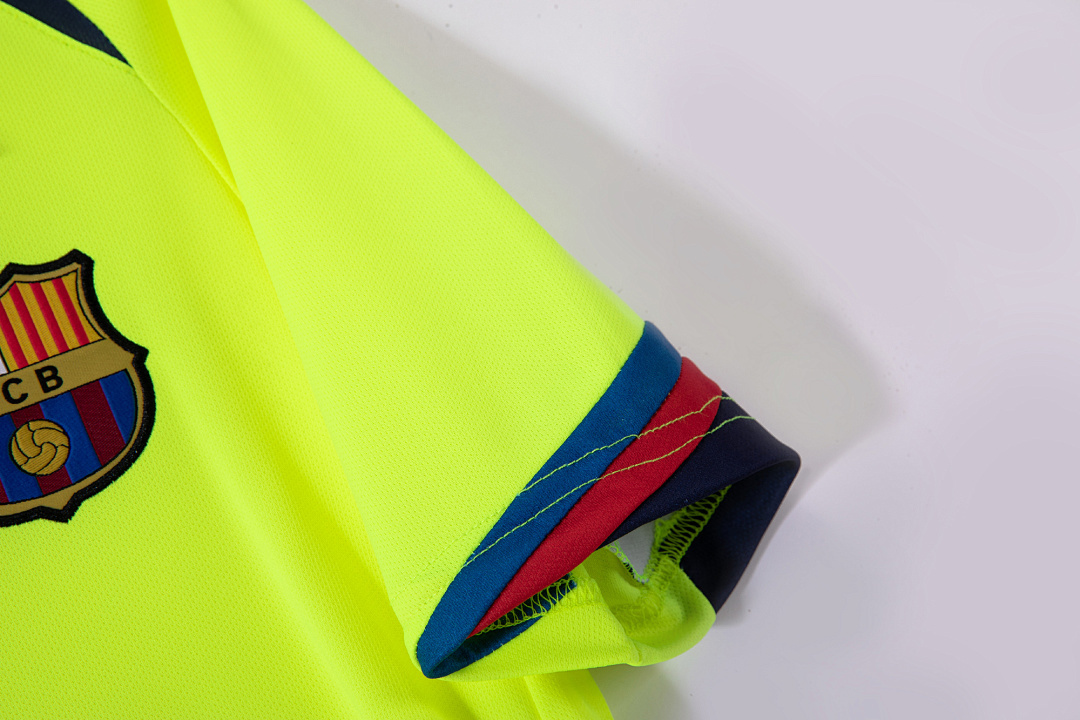 2005/06 season Barcelona away retro