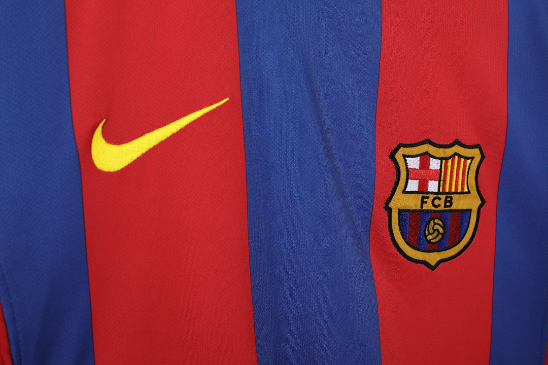 2004/05 season Barcelona home retro