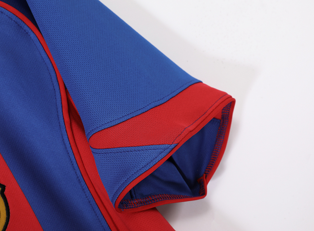 2004/05 season Barcelona home retro