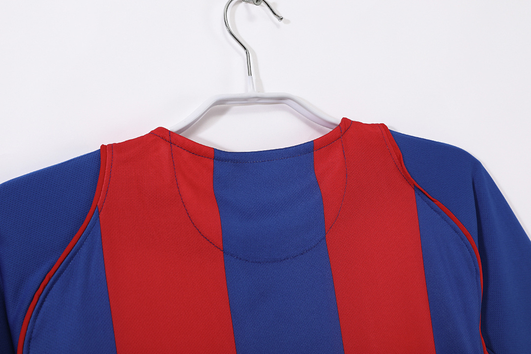 2004/05 season Barcelona home retro