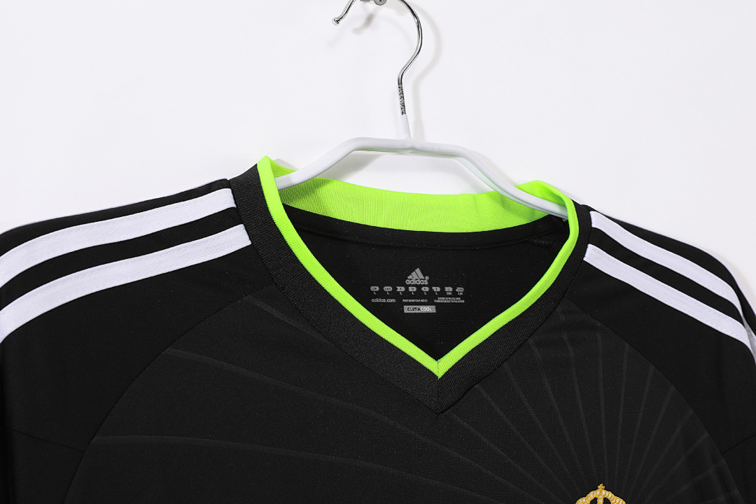 2010/11 season Real Madrid away retro
