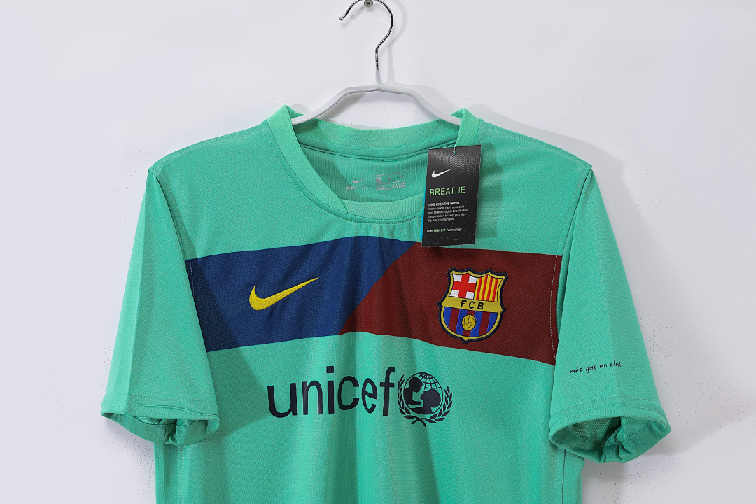 2010/11 season Barcelona away retro
