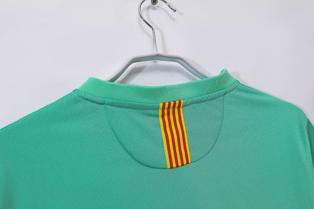2010/11 season Barcelona away retro