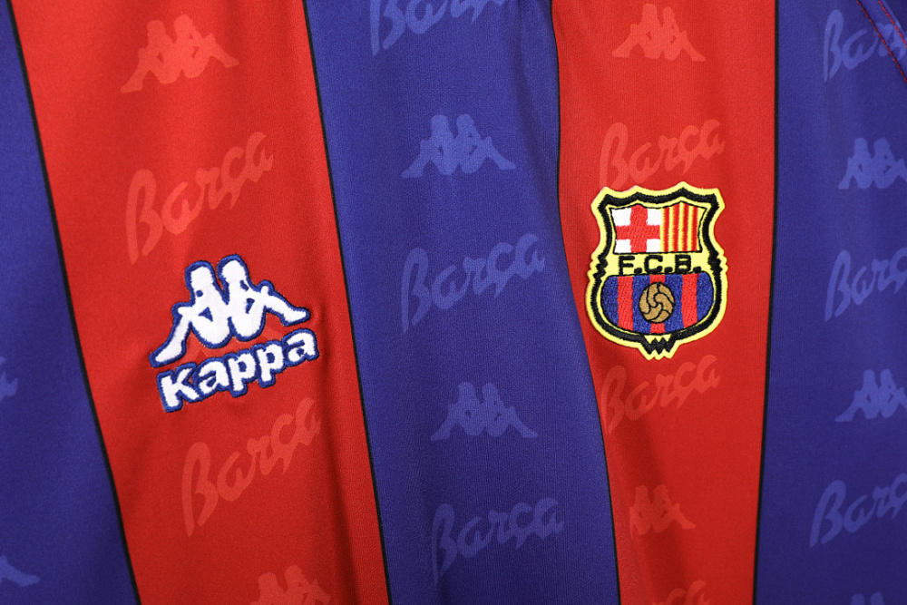 1995/97 season Barcelona home retro long sleeves