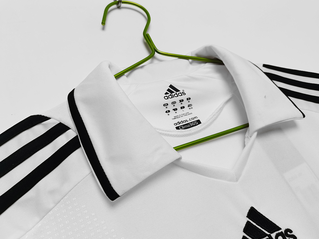 2008/09 season Real Madrid home retro