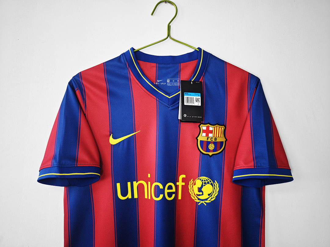 2009/10 season Barcelona home retro
