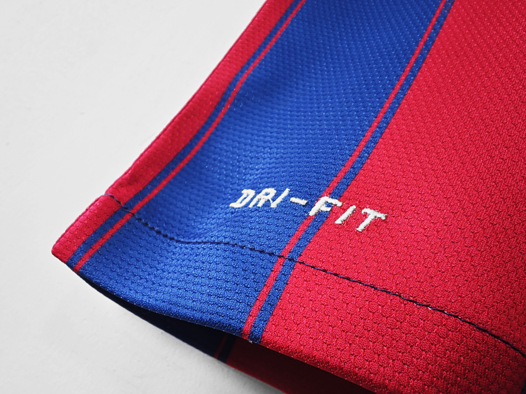 2009/10 season Barcelona home retro