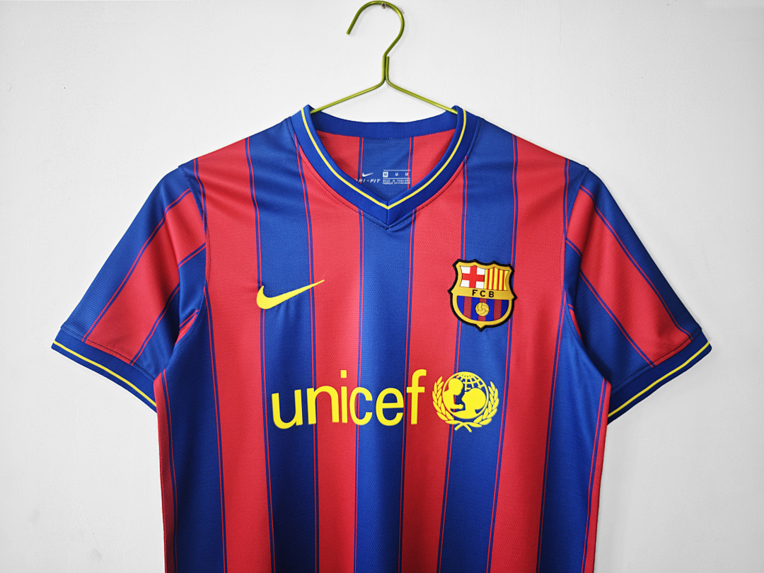2009/10 season Barcelona home retro