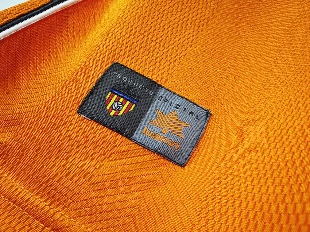 1999/00 season Valencia away retro
