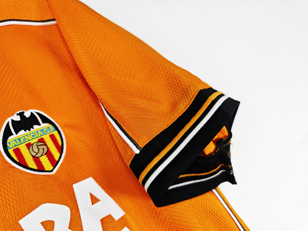 1999/00 season Valencia away retro