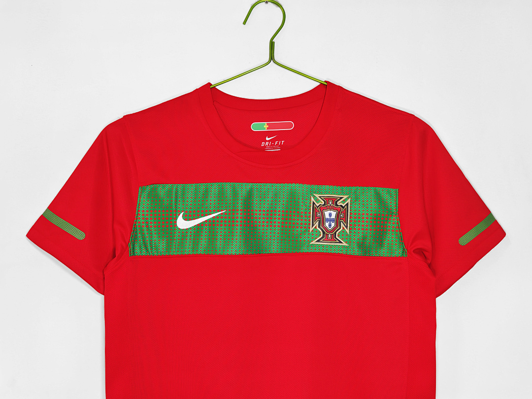 2010 season Portugal home retro