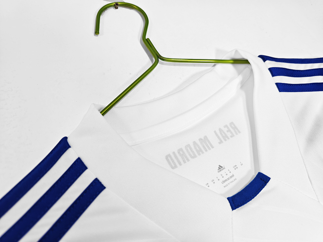 2010/11 season Real Madrid home retro