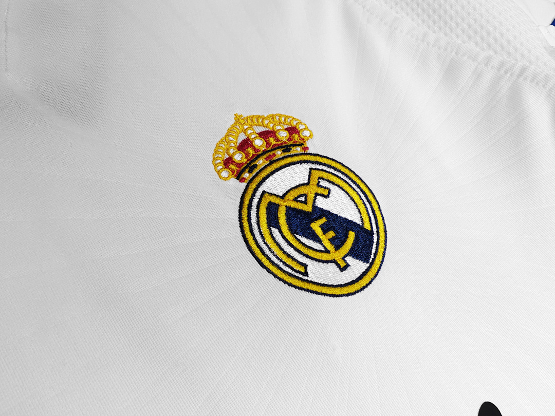 2010/11 season Real Madrid home retro