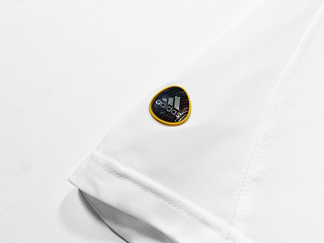 2010/11 season Real Madrid home retro