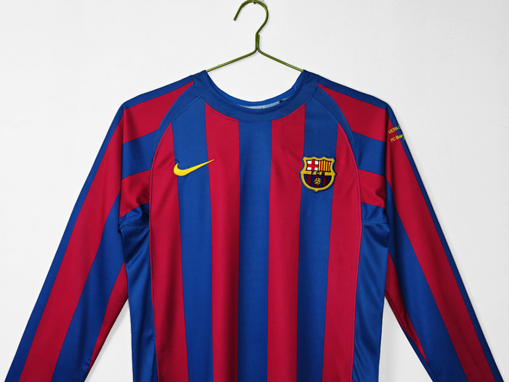2005/06 season Barcelona home retro long sleeves