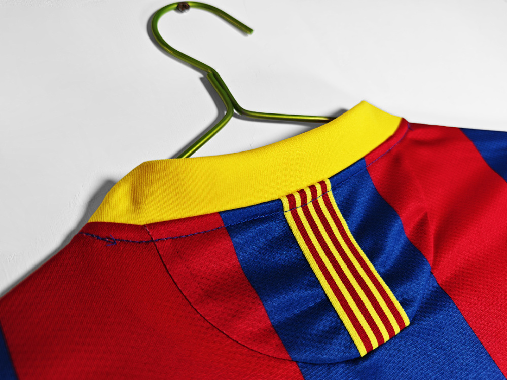 2010/11 season Barcelona home retro league long sleeves