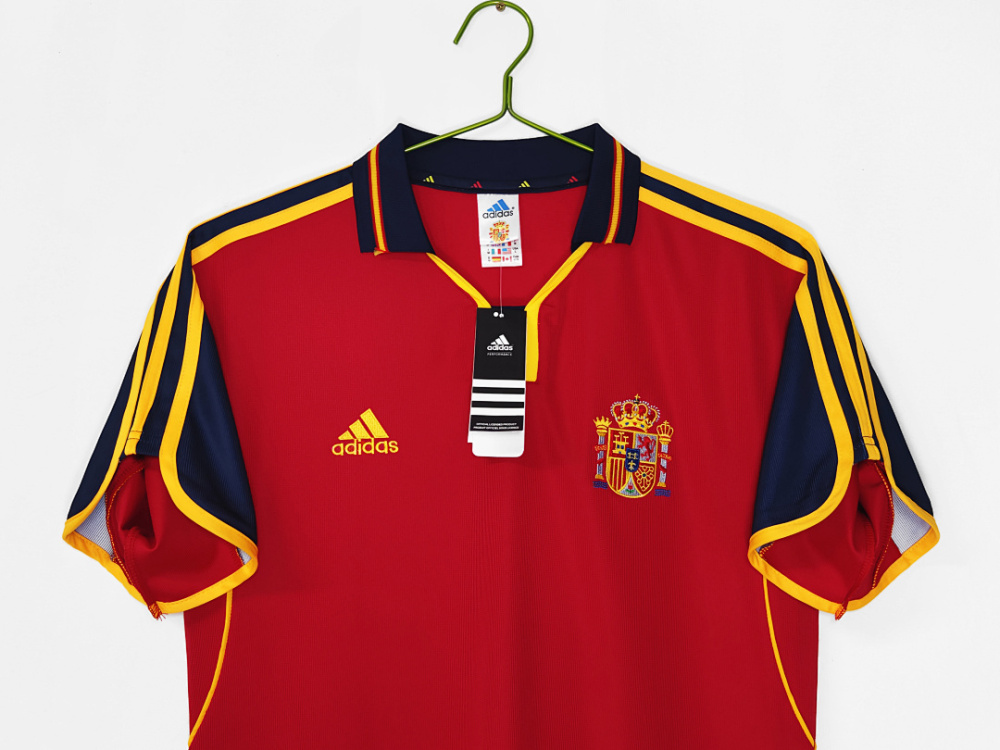 2000 season Spain home retro