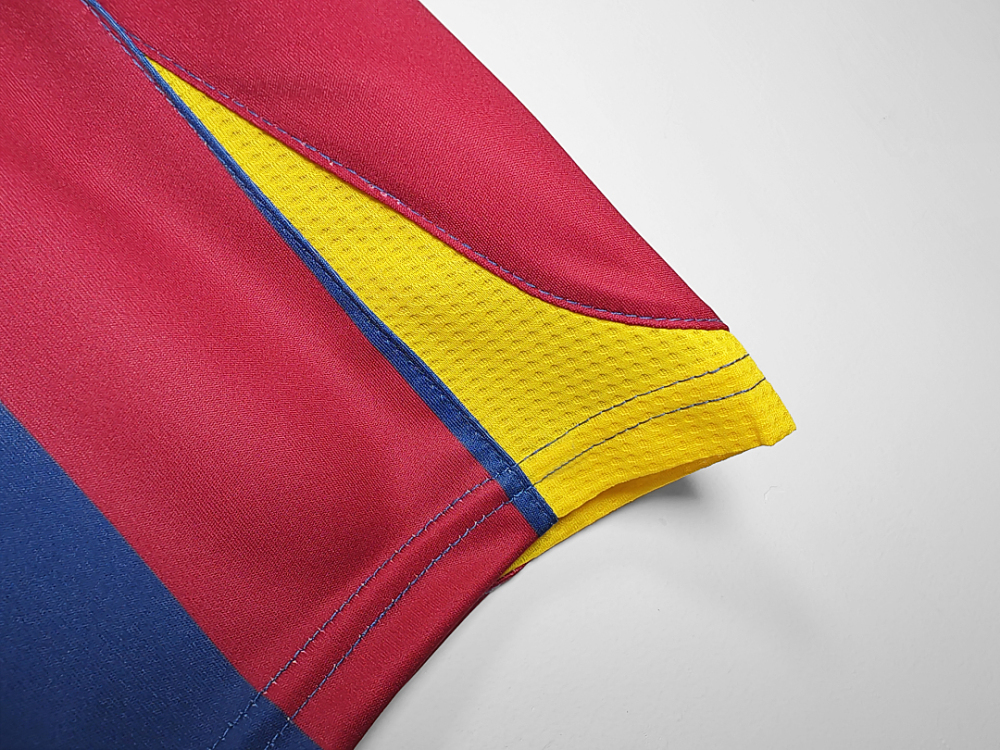 2005/06 season Barcelona home retro