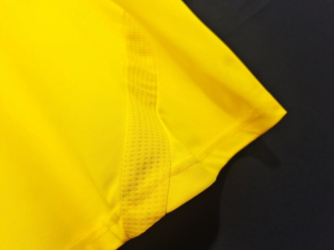 2011/12 season Real Madrid yellow retro
