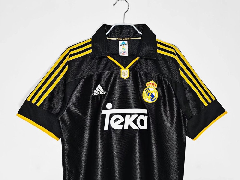1998/00 season Real Madrid away retro