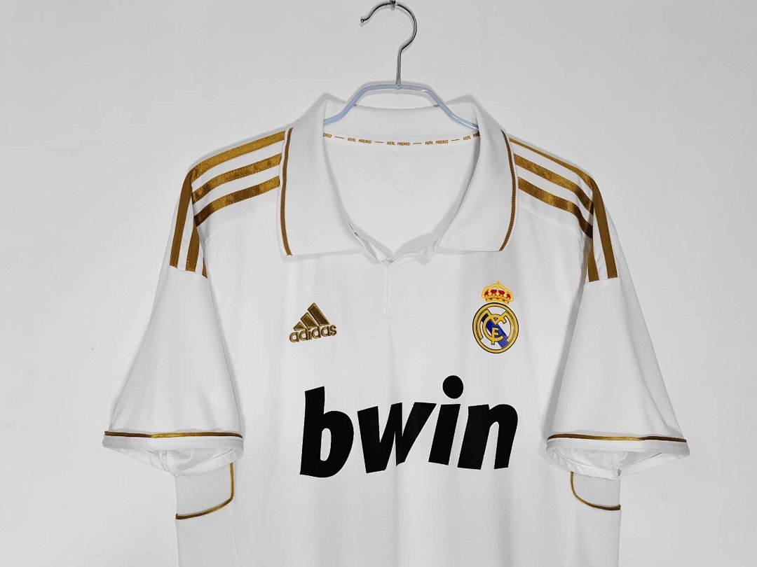 2011/12 season Real Madrid home retro