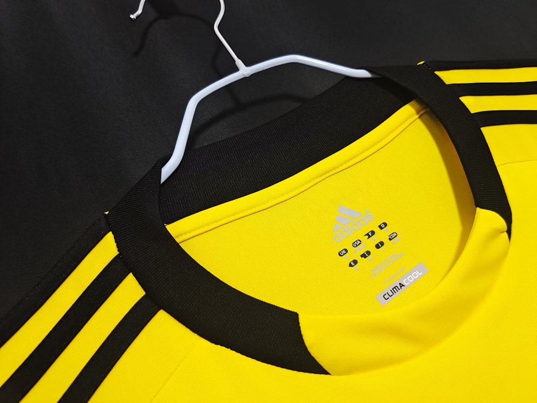 2011/12 season Real Madrid yellow retro
