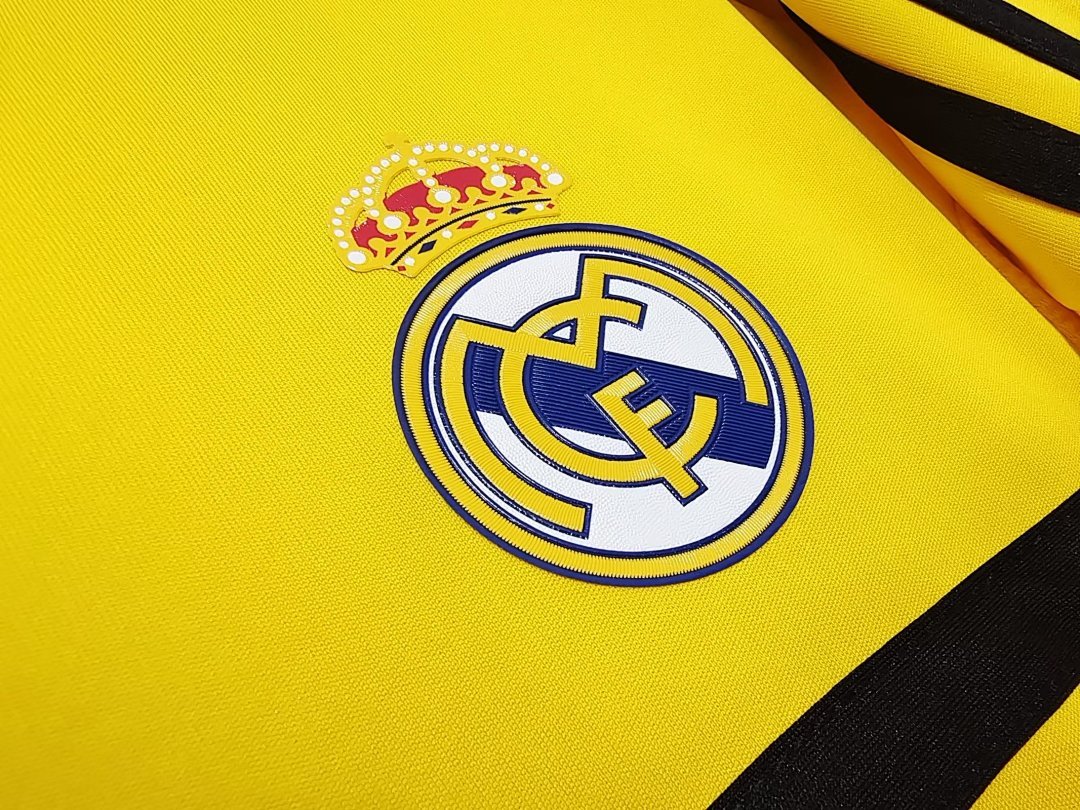 2011/12 season Real Madrid yellow retro