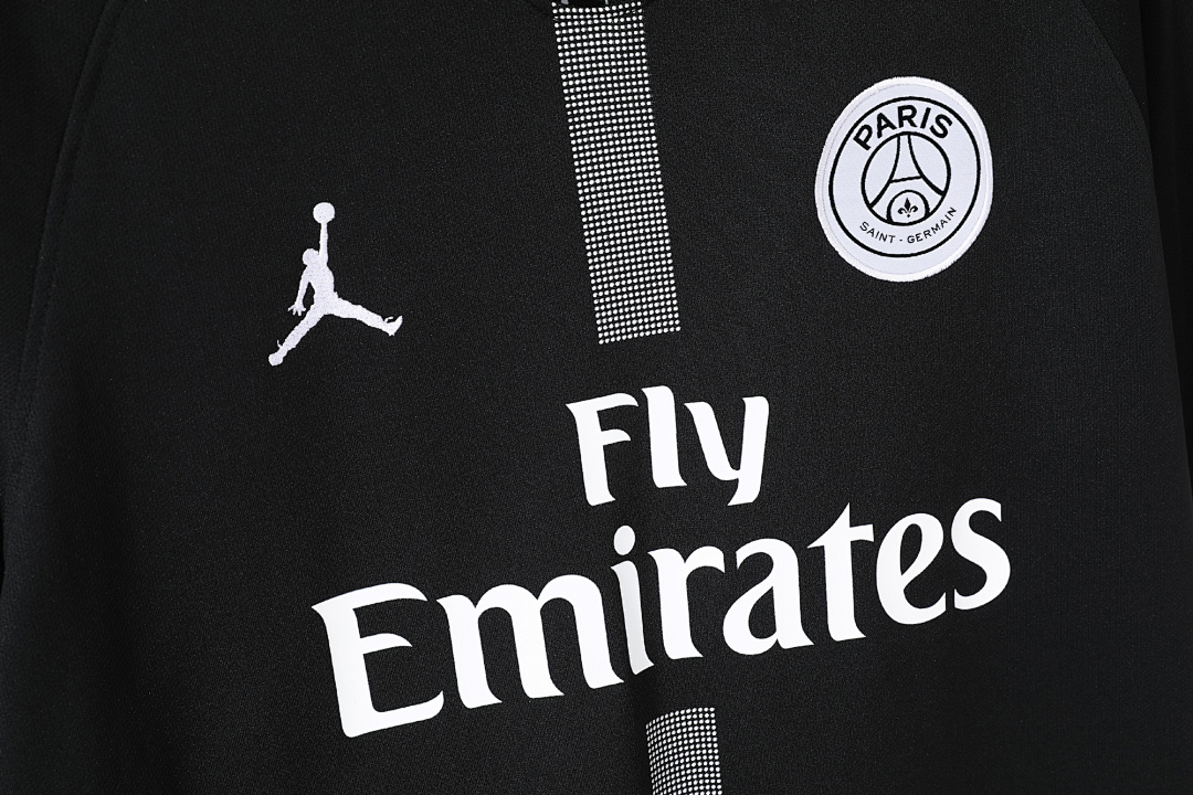 2018/19 season psg home retro