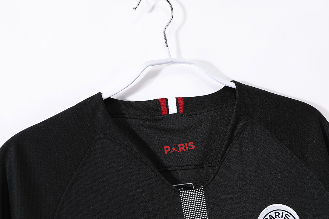 2018/19 season psg home retro