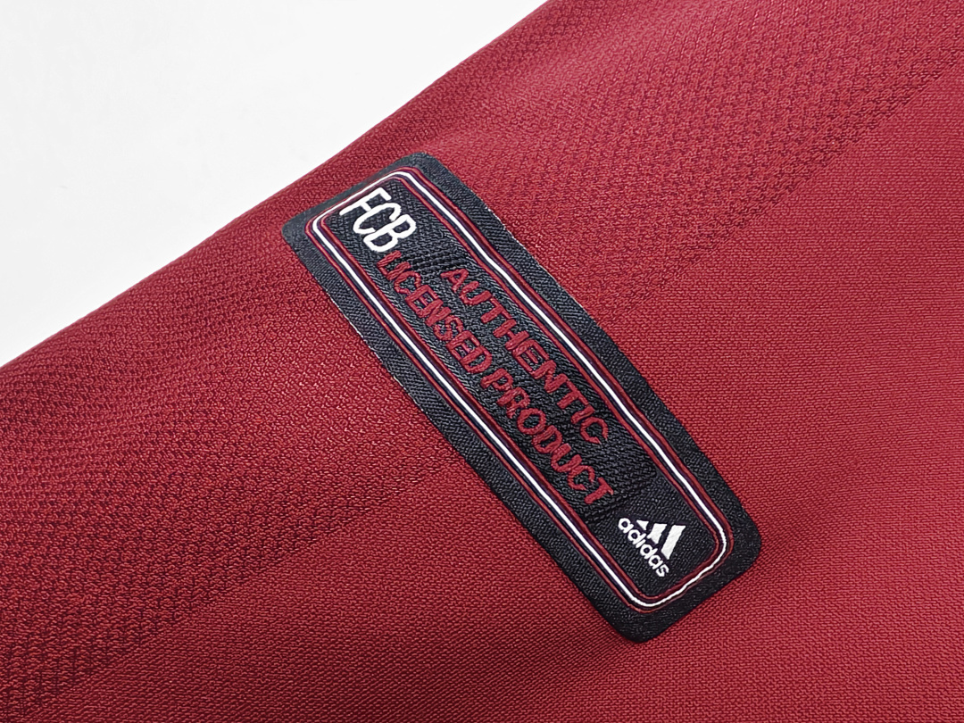 2001/02 season Bayern München home retro