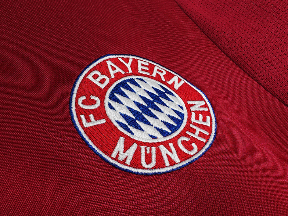 2003/04 season Bayern München home retro
