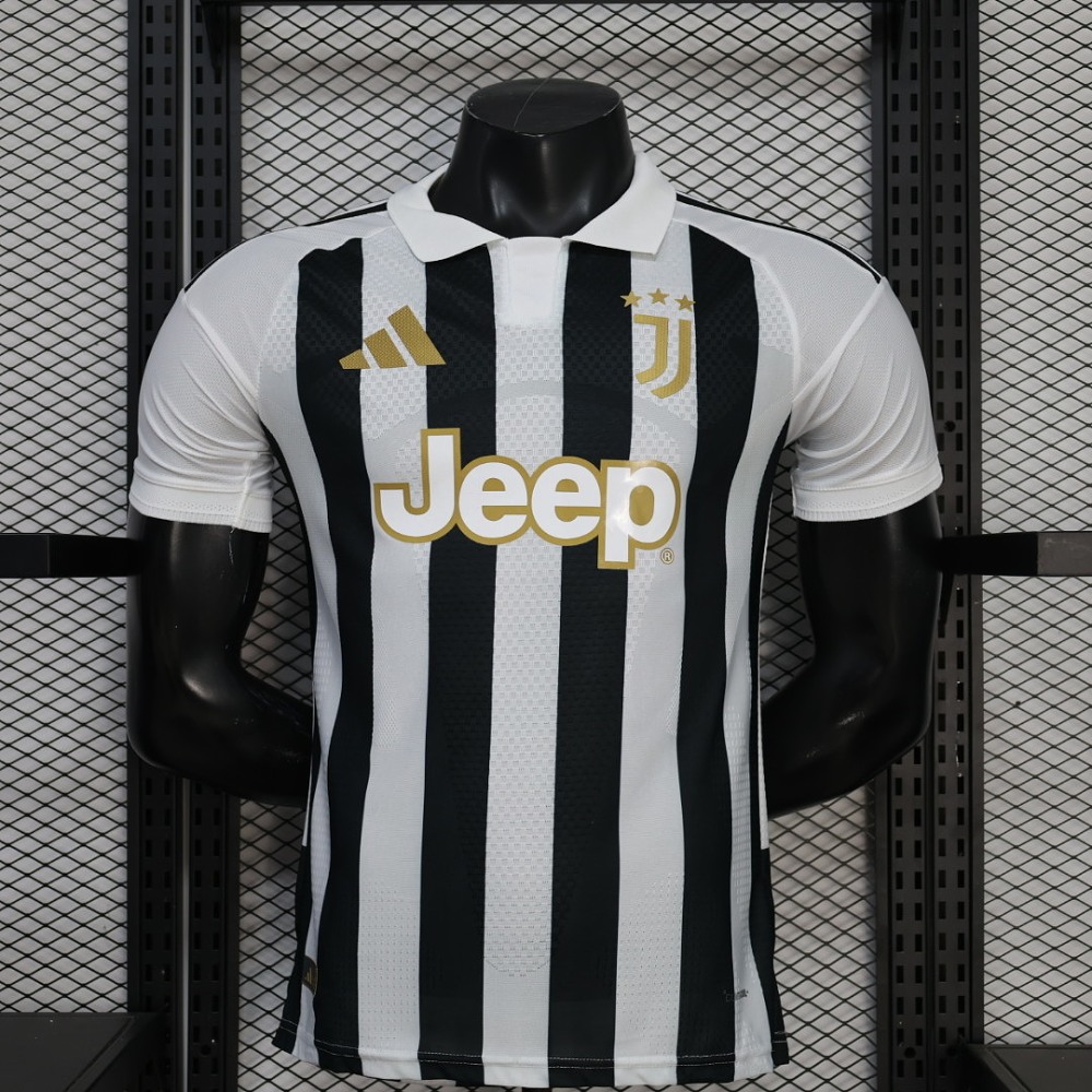 26-27 season Juventus home player version