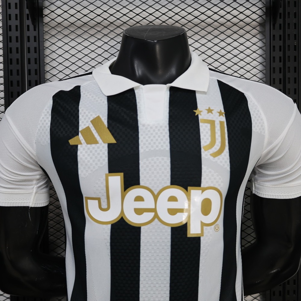 26-27 season Juventus home player version