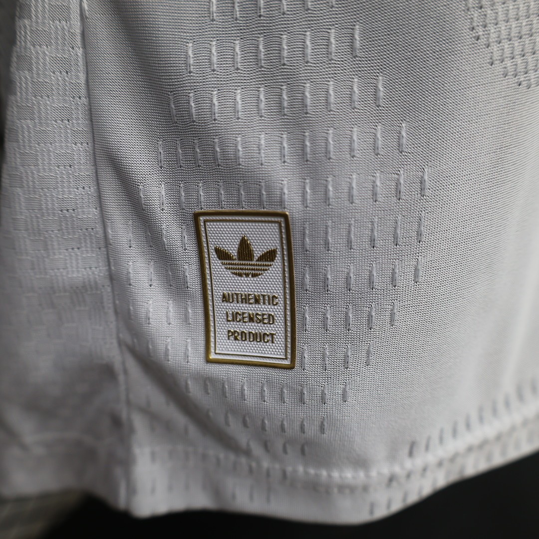 26-27 season Bayern München away player version