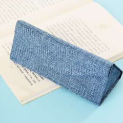 Good Looking and Durable Custom Glasses Case