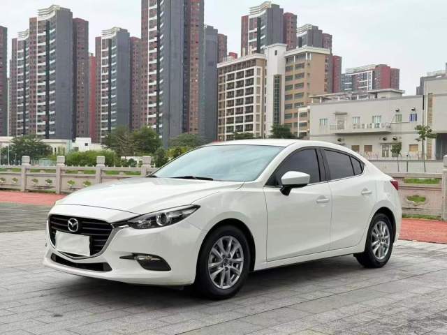 2017 Mazda3 Axela 1.5L Manual Comfort Edition,iwannabuycar,2017 Mazda3 Axela 1.5L Manual Comfort Edition