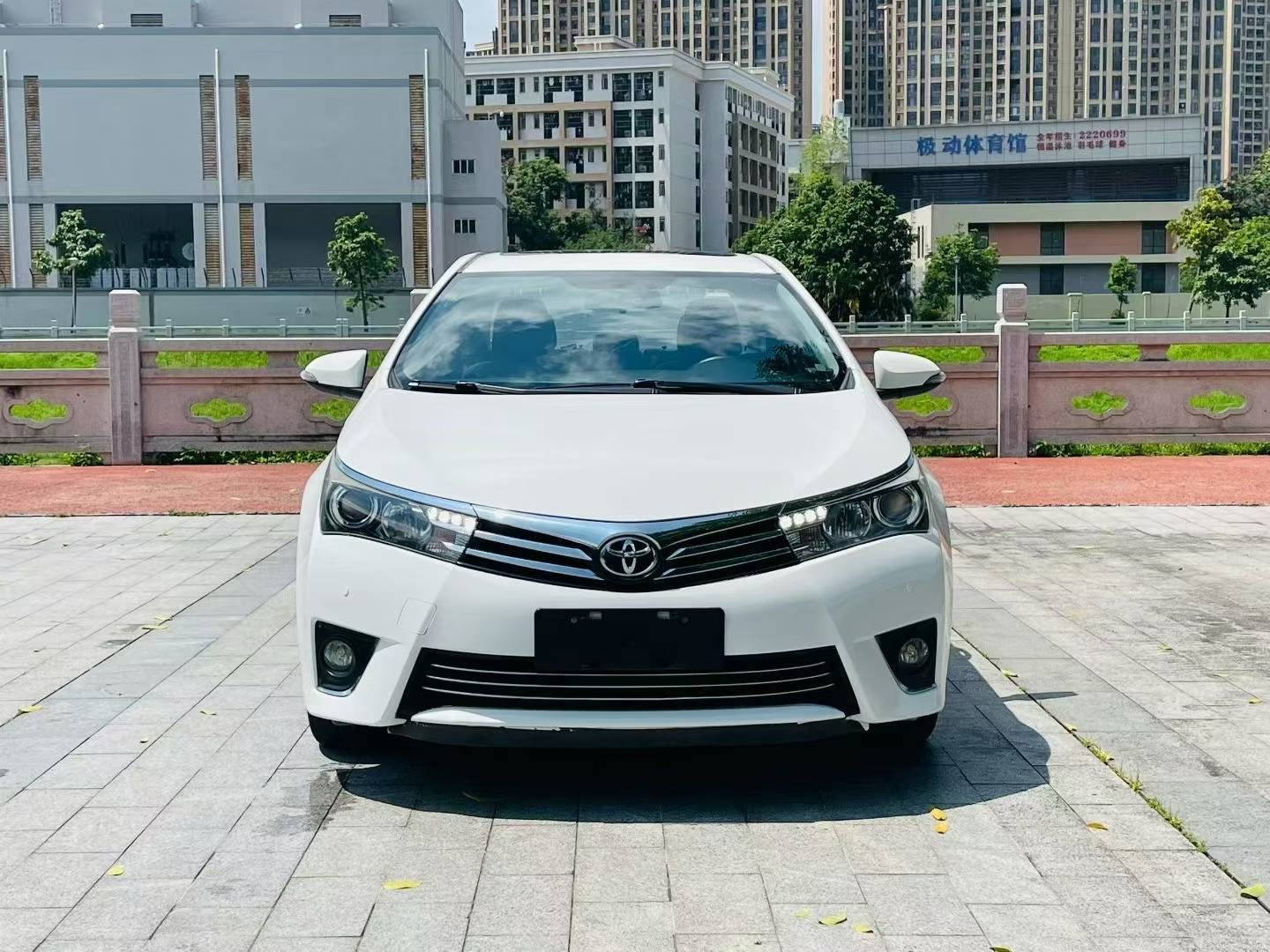 2014 Toyota Corolla 1.8L CVT GLX-i,iwannabuycar,2014 Toyota Corolla 1.8L CVT GLX-i